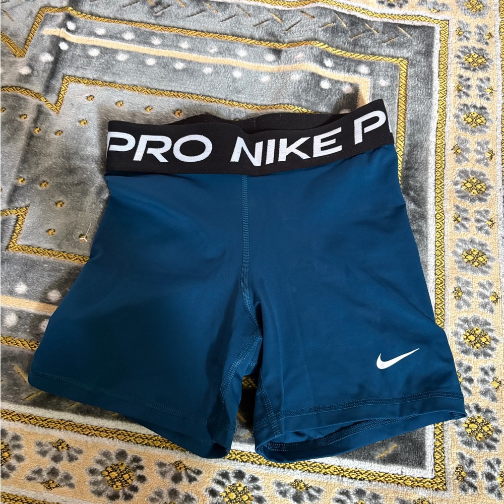 Nike Women's Pro Teal Athletic Shorts